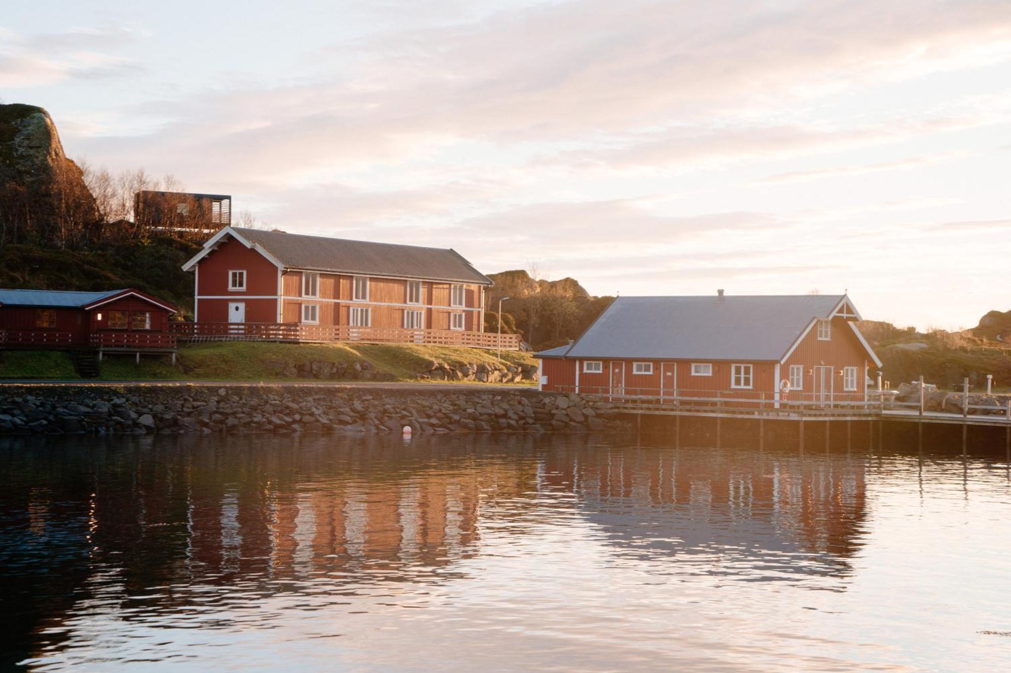 Skårungen - Hotel, Cabins&Camping Kabelvåg Exteriör bild